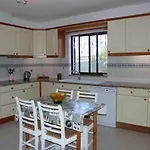 Tara, Heated Private Pool, Short Walk To To Town & * Carvoeiro (Lagoa)