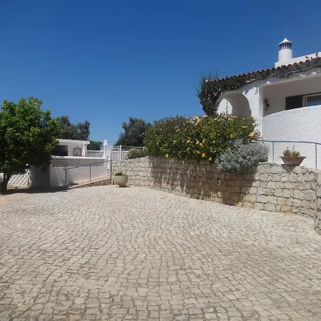 Tara, Heated Private Pool, Short Walk To To Town & Villa