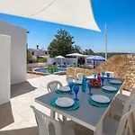 Villa Tara, Heated Private Pool, Short Walk To To Town & *