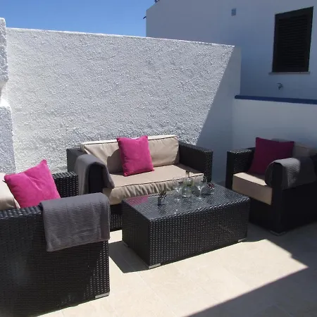 Tara, Heated Private Pool, Short Walk To To Town & Villa *