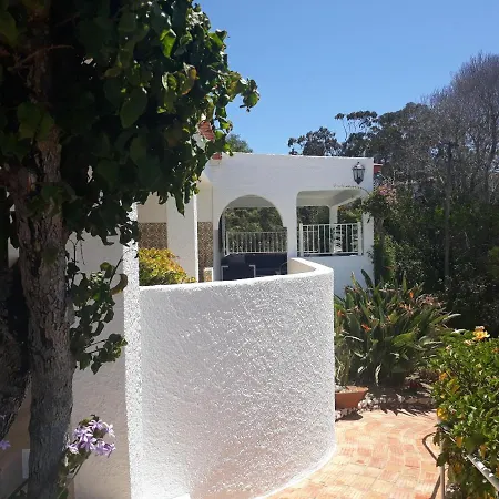 Villa Tara, Heated Private Pool, Short Walk To To Town & Carvoeiro (Lagoa)