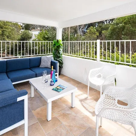 Tara, Heated Private Pool, Short Walk To To Town & *