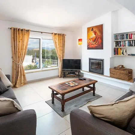 Villa Tara, Heated Private Pool, Short Walk To To Town & *